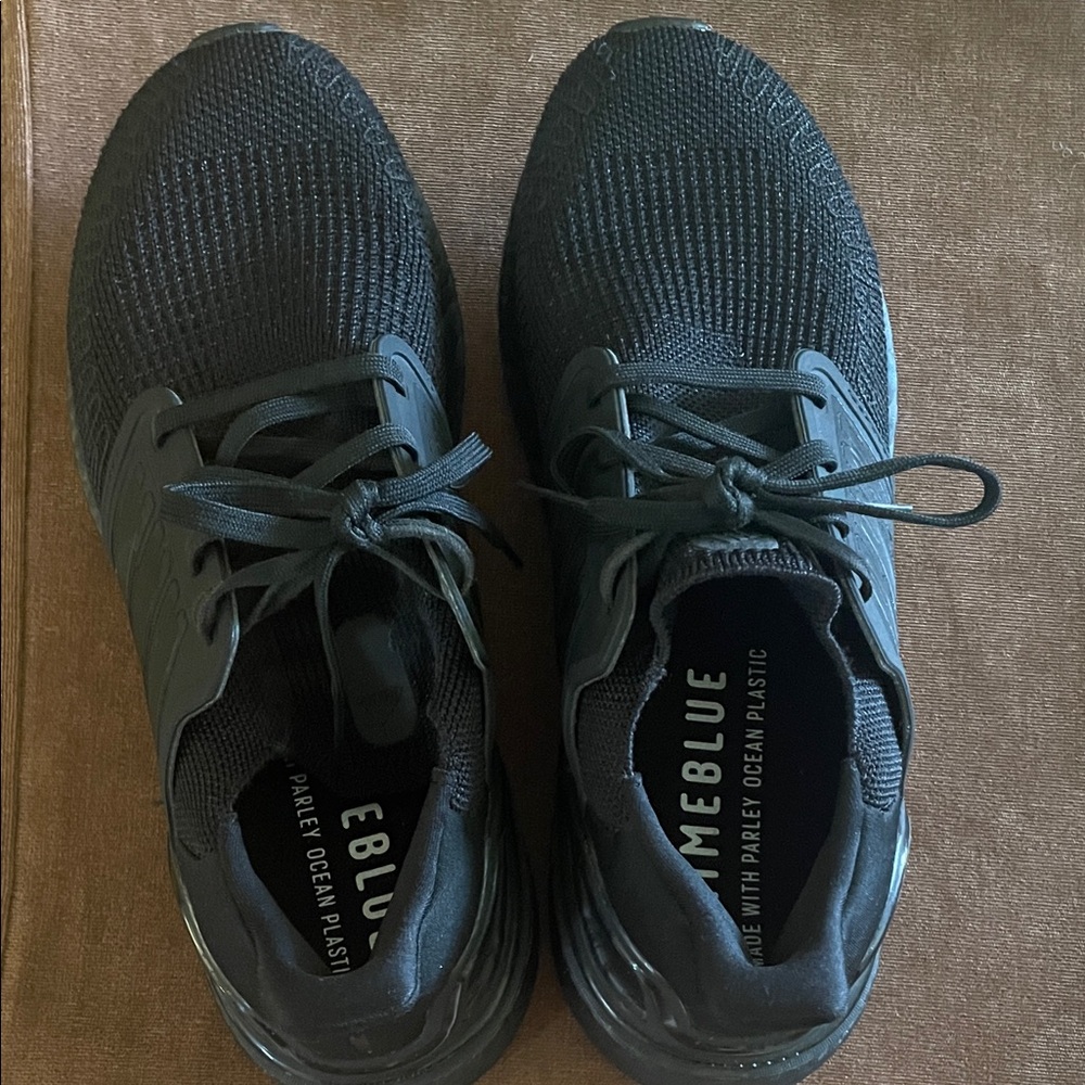 Adidas All-Black PRIMEBLUE Sneakers - Picture 9 of 9
